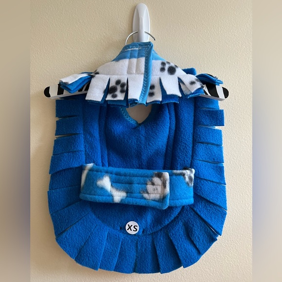 Designer Handmade Fleece Jacket with Collar and Matching Lining. - Picture 2 of 9